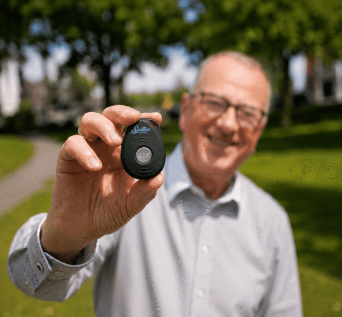 lokalizator GPS dla seniorów - Spotter